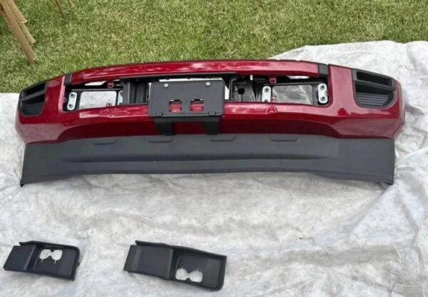 Like New 2017-2022 F250/F350 OEM Front Bumper - Image 3