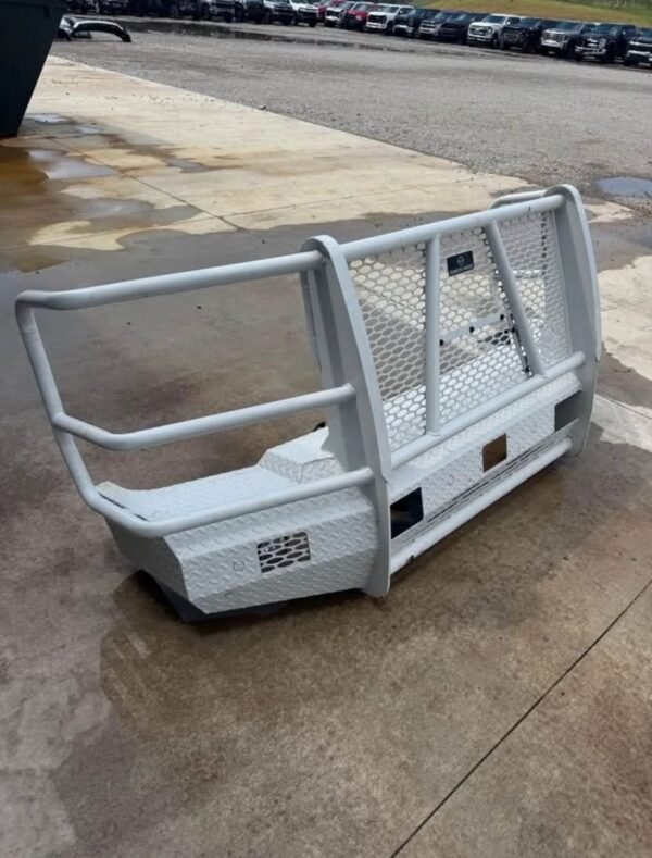2011+ F250/F350 Ranch Hand Bumper - Image 4